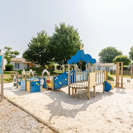 21 - La Mesange - Village *